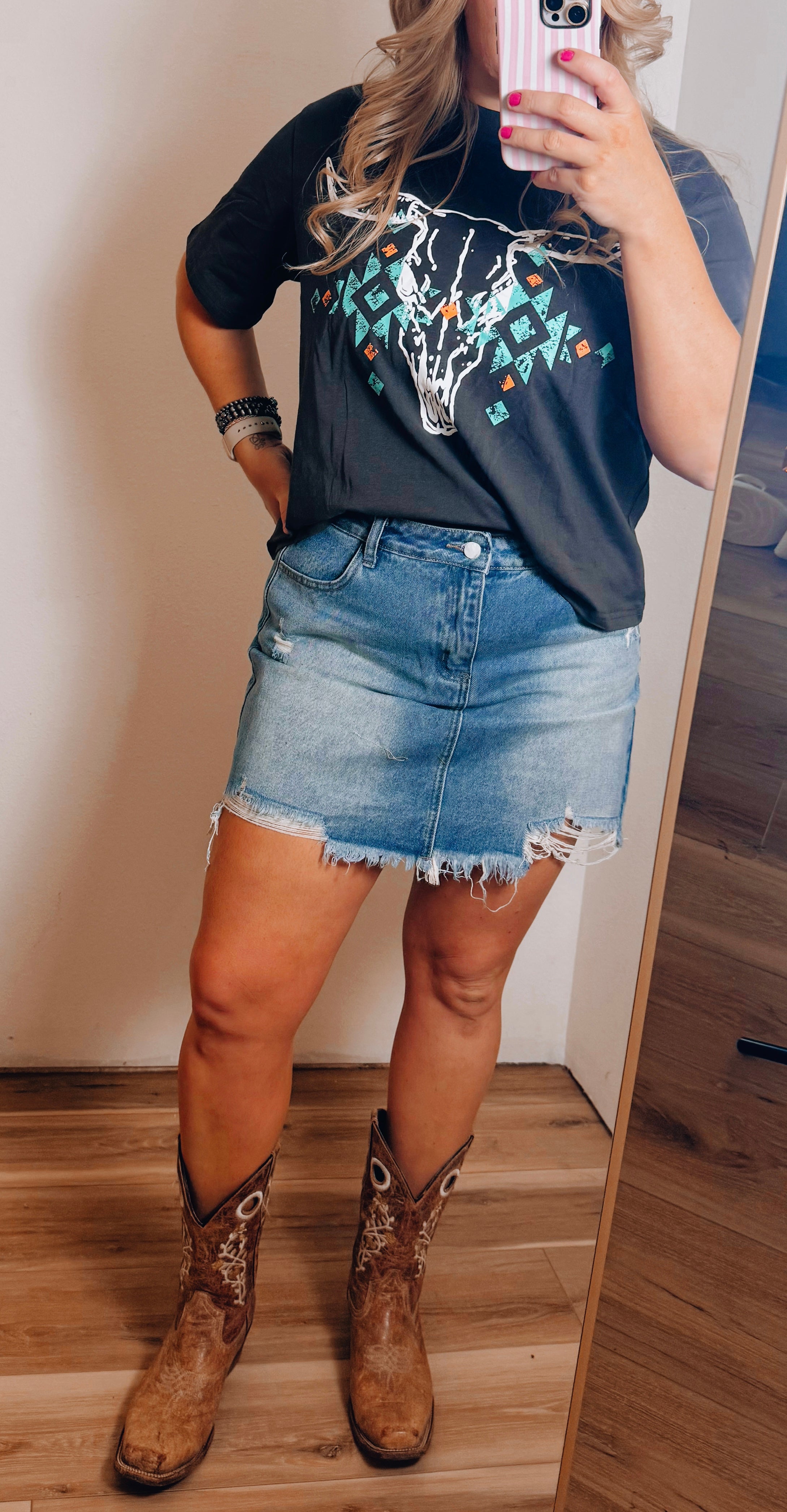Ladies Slim-Fit Denim Skirt